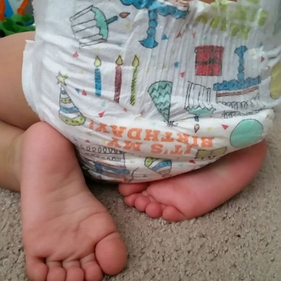 Meet your Posher, Adriana 💞Ambassador 💞 - Picture 6 of 6